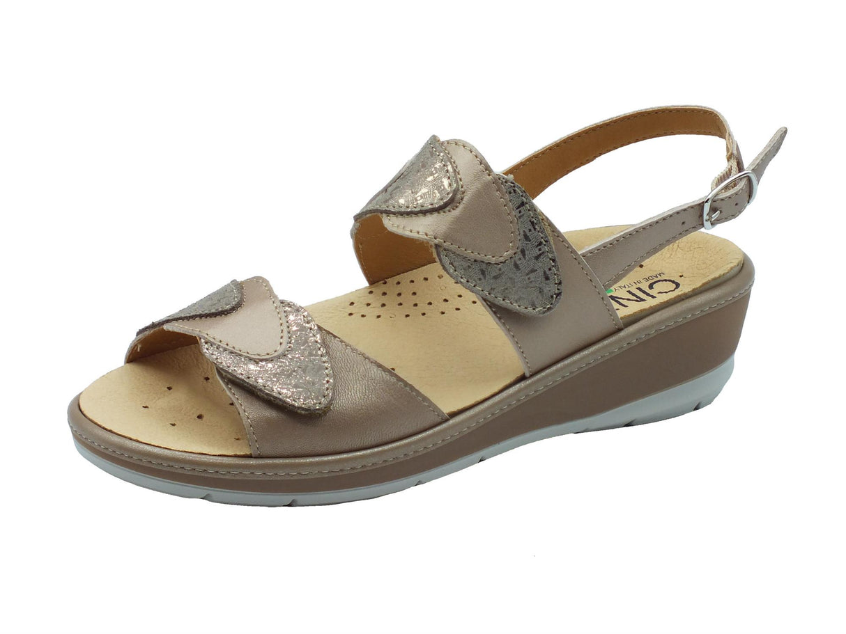 Cinzia Soft Cinzia Soft IO12632 Oro Sandali Confort Donna in pelle zeppa media doppio stretch e fibbia Oro