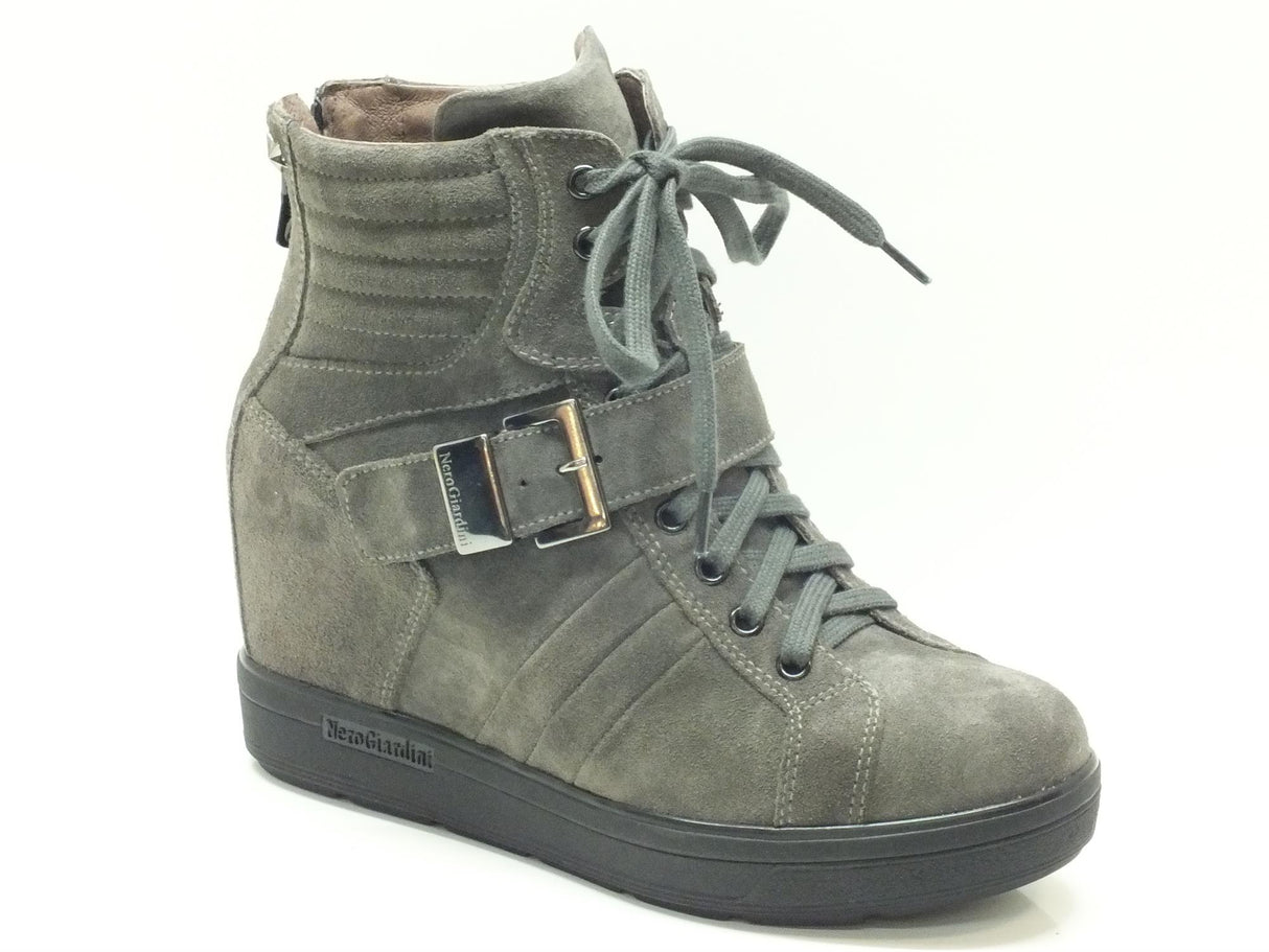 Nero Giardini Tronchetti Nero Giardini per donna in camoscio grigio con zeppa interna Velour Carbone