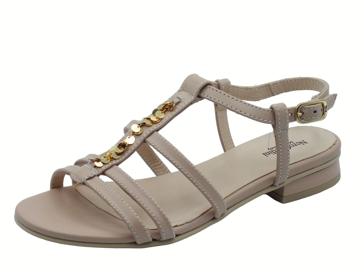 Nero Giardini NeroGiardini E513272D Armenia Cipria Sandali per donna in pelle con cinturino e tacco basso Cipria