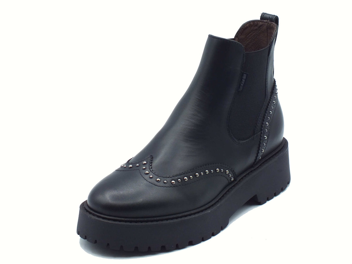Nero Giardini NeroGiardini I514002D Guanto Nero Tronchetti Beatles per Donna in pelle con bulloncini Nero
