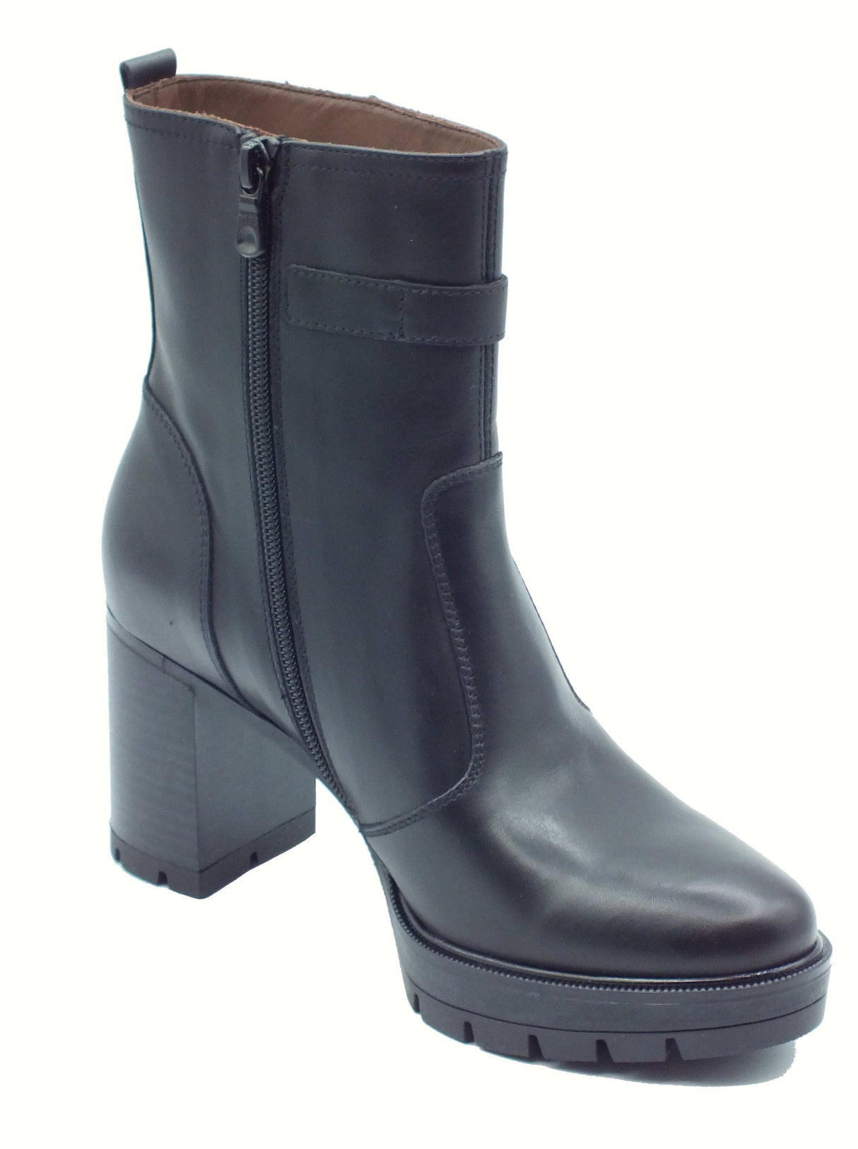 Nero Giardini NeroGiardini I514852D Guanto Nero Tronchetti per Donna in pelle con lampo e tacco alto Nero