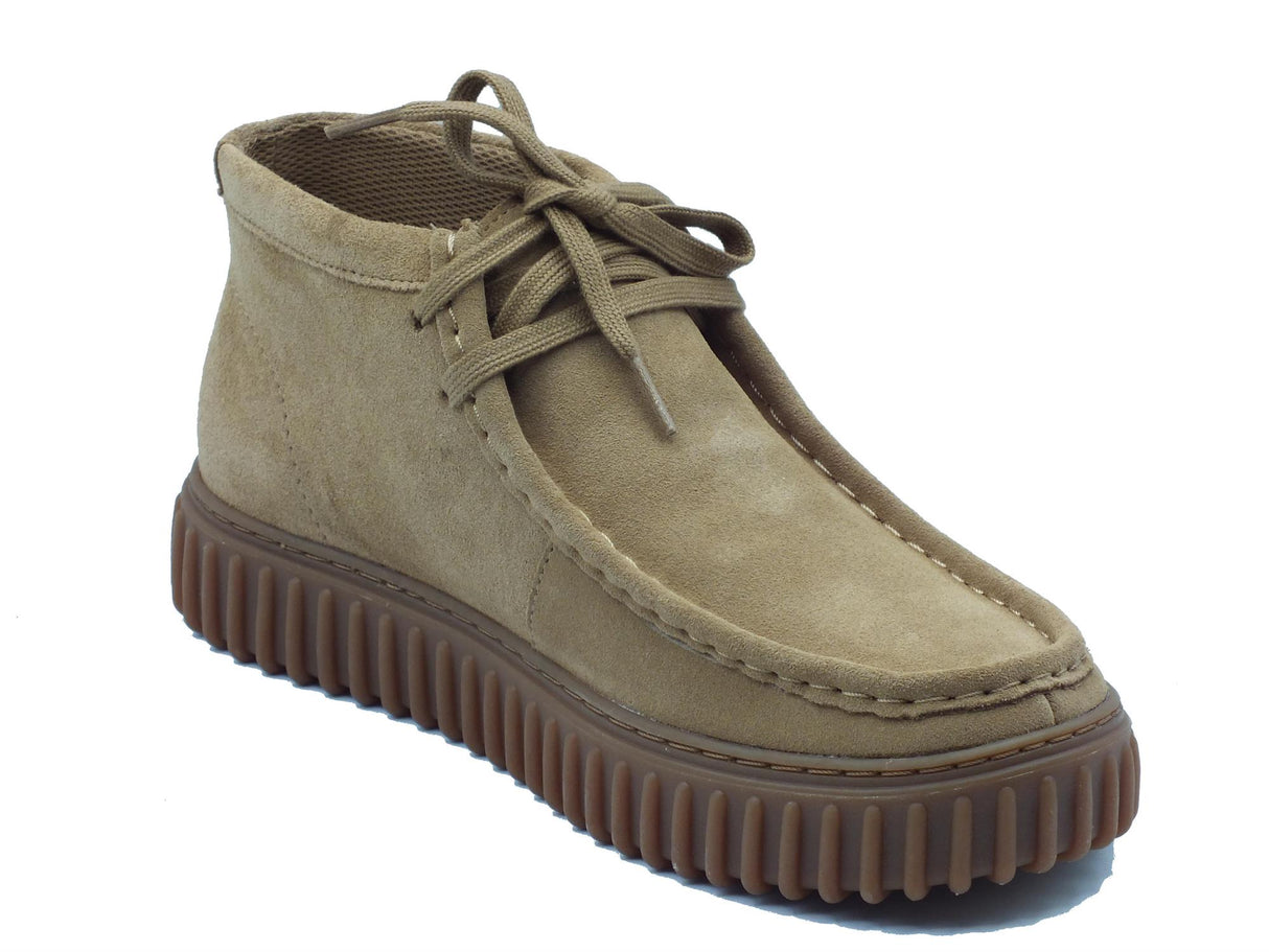 Clarks Clarks Torhill Hi Dark Sand Suede Scarponcini modello Ingegnere per Uomo in camoscio sabbia Sand Suede