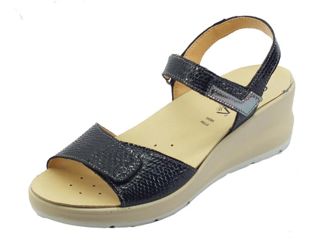 Cinzia Soft Cinzia Soft IO13680 Nero Acciaio Sandali per Donna in pelle zeppa alta Nero Acciaio