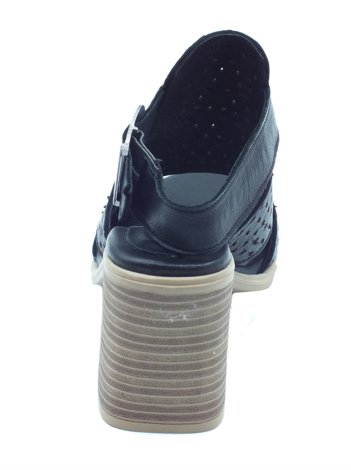 Carmela Carmela 160649 BN. Piel Negro Sandali accollati Donna in pelle laserata tacco alto tallone in memory nero