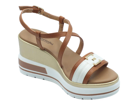 Nero Giardini NeroGiardini E307701D Armenia Cognac Sandali per Donna in pelle con zeppa alta e fibietta Cognac