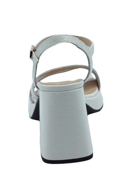 Wonders Wonders M-5303 Lack Off Negro Sandali per Donna in pelle verniciata bianca con tacco alto e plateau Lack Off