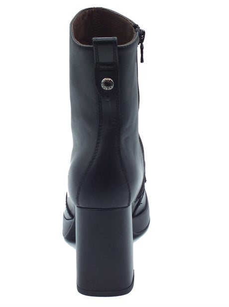 Nero Giardini NeroGiardini I308218D Guanto Nero Tronchetti accollati Donna in pelle liscia lampo e tacco alto Guanto Nero