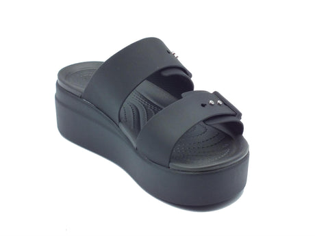 Crocs Crocs 207431 Brooklyn Buckle Lowwdg Black Sandali con zeppa alta per Donna in gomma Black