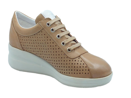 Cinzia Soft Cinzia Soft IV221781 Sesamo Sneakers Confort per Donna in pelle traforata marrone con lacci e lampo Sesamo