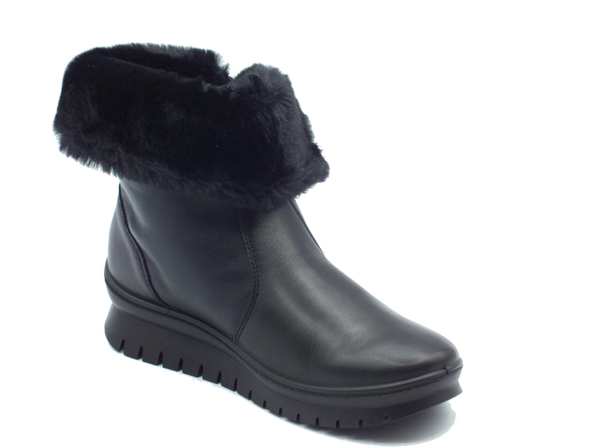 Igi&Co Igi&Co 6658700 Nappa Soft Nero Tronchetti accollati zeppa bassa Donna in pelle con ecopellicciotto Nero