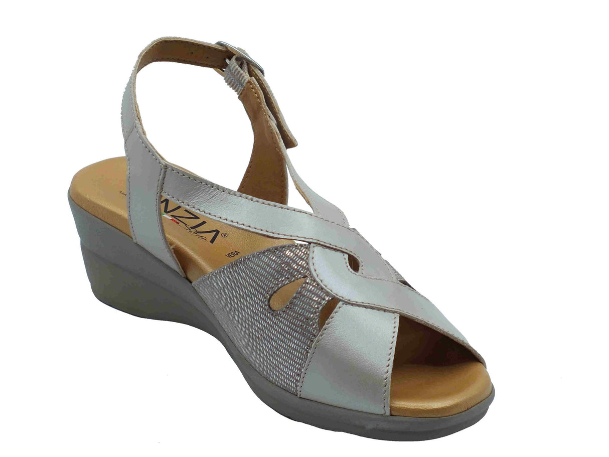 Cinzia Soft Cinzia Soft IO17109C Beige Rame Sandali Confort Donna in pelle zeppa media fibia Beige Rame