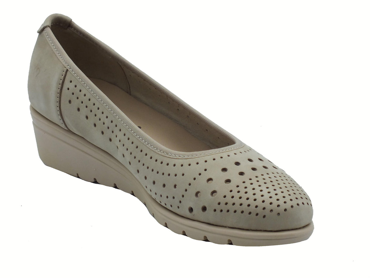 Cinzia Soft Cinzia Soft IV2123266 Beige Ballerine per Donna in nabuk traforato con zeppa media Beige