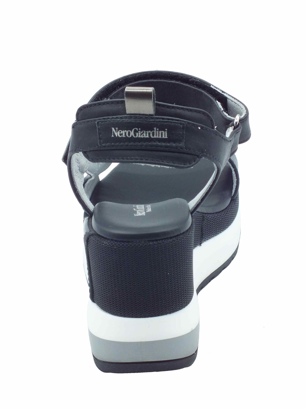 Nero Giardini NeroGiardini E410685D Tamigi Nero Sandali per Donna in pelle con zeppa alta Nero