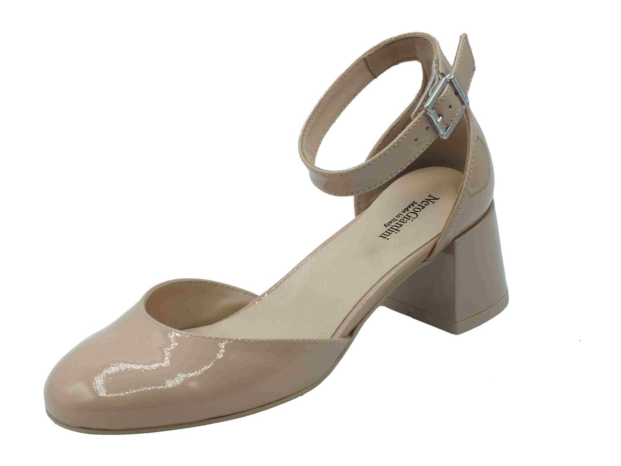 Nero Giardini NeroGiardini E512340D Vernice Cipria Decoltè elegante per donna con cinturino e tacco basso Cipria