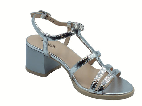 Nero Giardini NeroGiardini E513260D Blade Argento Sandali per donna in pelle laminata e brillanti con cinturino e Argento
