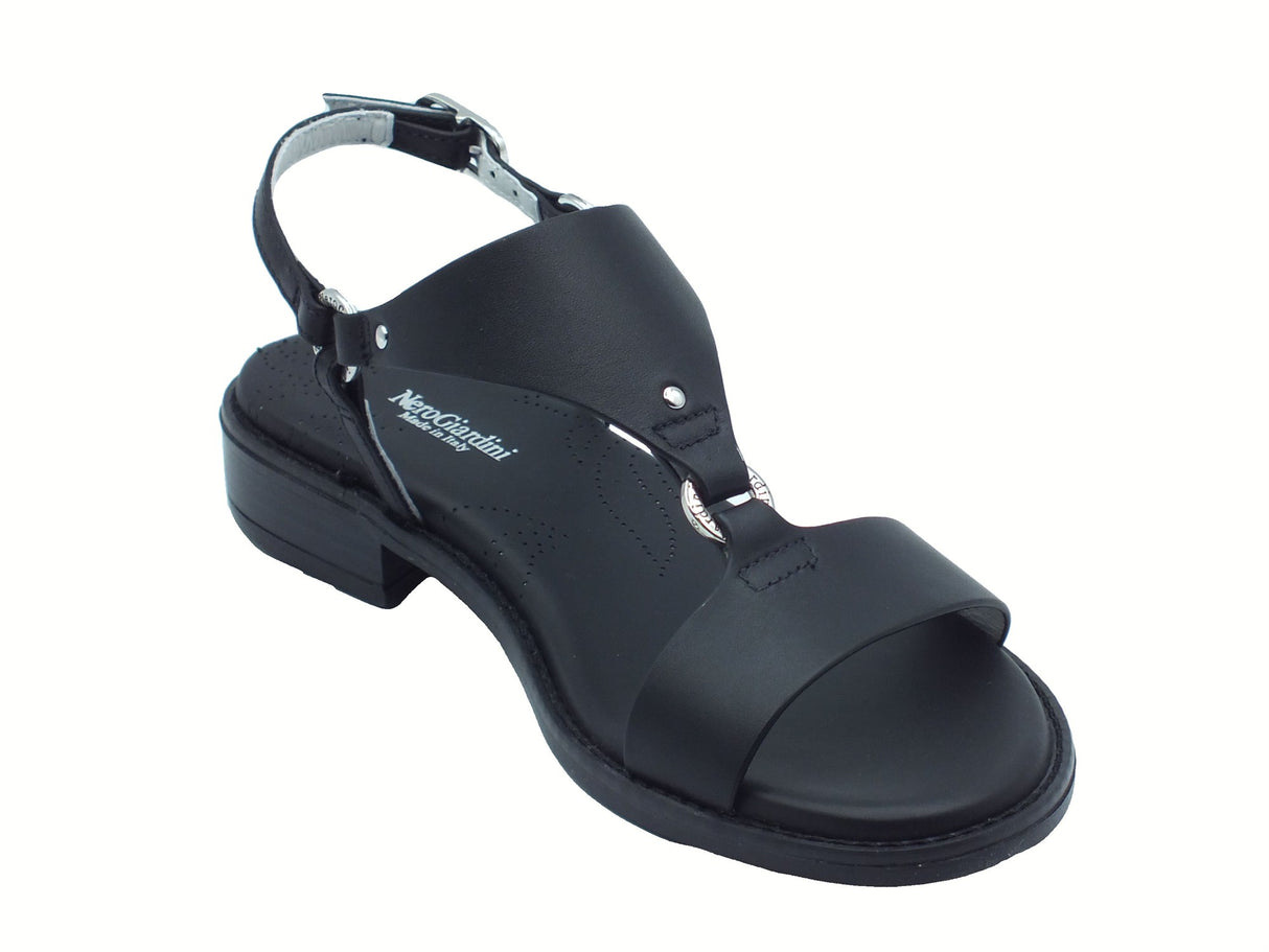 Nero Giardini NeroGiardini E513420D Tamigi Nero Sandali per donna in pelle con tacco basso Nero