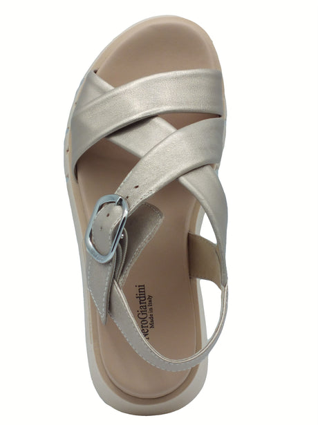 Nero Giardini NeroGiardini E513697D Etoile Sand Saturn Sandali per Donna in pelle con fibiona e zeppa alta Sand Saturn