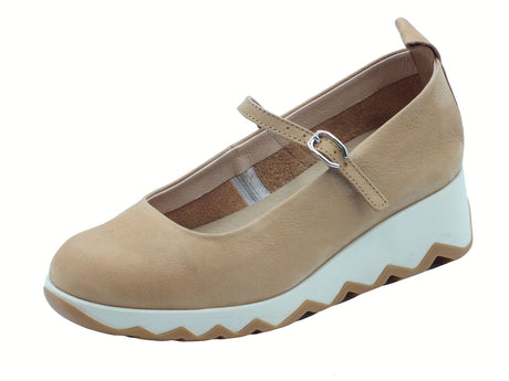 Wonders Wonders C-7604 Amanda Nubuk Sand Decoltè per Donna in Nabuk sabbia con zeppa Sand