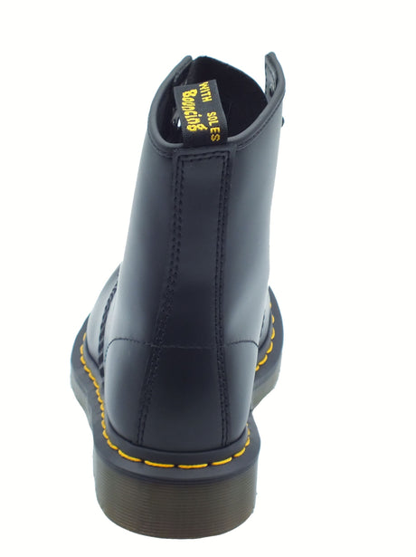 Dr. Martens Dr. Martens 1460 Smooth Black Anfibio per Donna in pelle con tacco Smooth Black