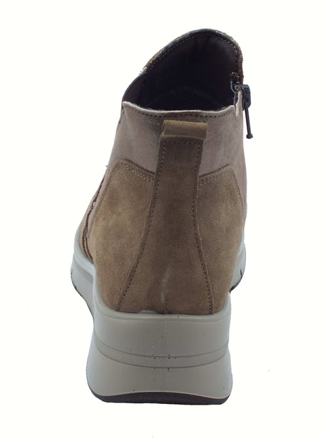 ENVAL Soft ENVAL Soft 8778111 Scam Capra Fango Tronchetti accollati per Donna in nabuk con lampo zeppa bassa Fango