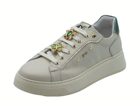 Nero Giardini NeroGiardini I514171D Velvet Milk Sneakers per Donna in pelle zeppa bassa applicazioni verdi Velvet Milk
