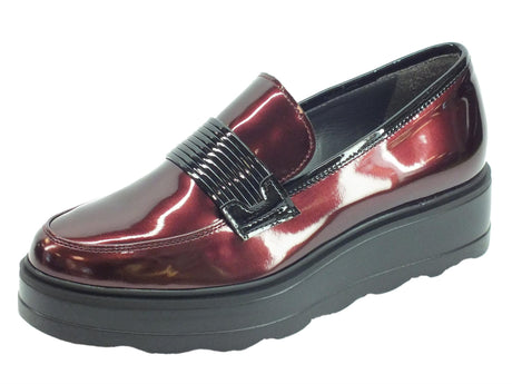 Cinzia Soft Cinzia Soft IAB743140 mocassini con zeppa alta in vernice perlata nera e bordò Vern. Perl. Bordò